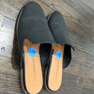Lucky Brand size 6.5 flats